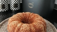Şimdi Çay Saati: Bol Cevizli Fıstıklı Kek Tarifi