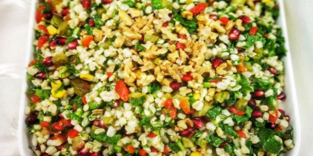 Bol Aromalı : Nar Ekşili Buğday Salatası Tarifi