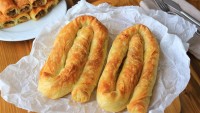Pastane Usulü: Kıymalı Börek Tarifi