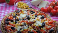 Hamur işi Yiyemeyenlere: Karnabahar Tabanlı Pizza Tarifi