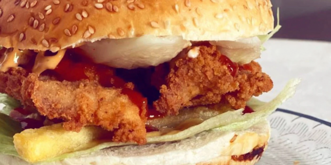 Hazırını Aratmaz : Ev Yapımı Tavuk Burger Tarifi