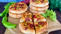 Küçük Sürprizler: Mini Pizza Tarifi