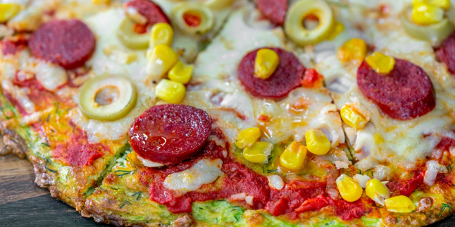 Bildiklerinizden Çok Farklı: Kabak Pizza Tarifi