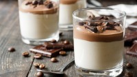 Bayılacaksınız: Çikolata Soslu Muhallebi Tarifi
