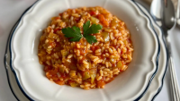 Başlı Başına Ana Yemek: Domatesli Pirinç Yemeği Tarifi