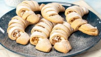 This Cookie is Different:Apple Cinnamon Cookies Recipe