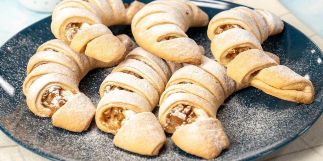 This Cookie is Different:Apple Cinnamon Cookies Recipe