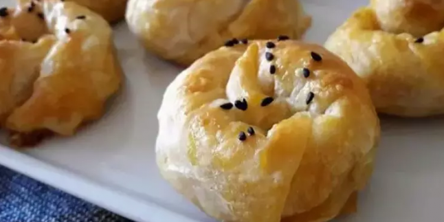 Hazır Yufkadan : Patatesli Börek Tarifi
